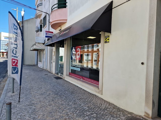 CA Ferreira - Soc.Mediação Imobiliaria Lda