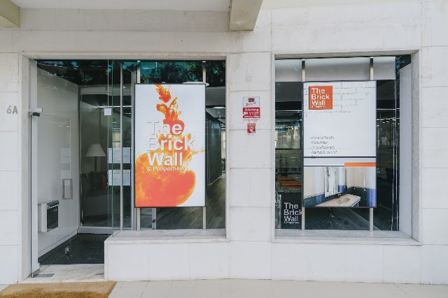 The Brick Wall & Properties - Mediação Imobiliária, Lda